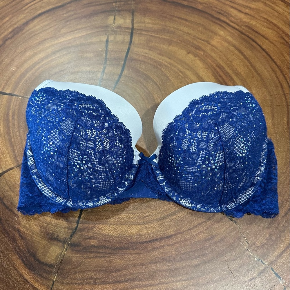 Victoria's Secret Navy Blue Lace Dream Angels Push-Up Bra